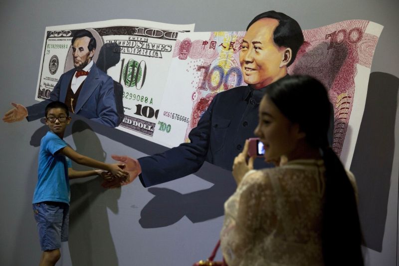 Le borse cinesi perdono terreno