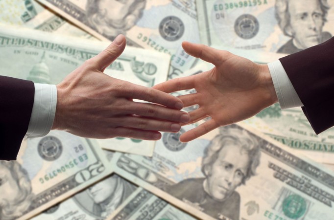 Simple Loan Calculator consente di calcolare le rate dei mutui a tasso variabile